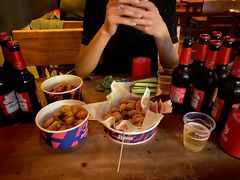 -Helens海伦司小酒馆(上海疁城新天地店)