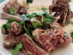 -陕北农家小吃风干羊肉剁荞面