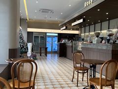 -Rosy洛绮·蛋糕咖啡店