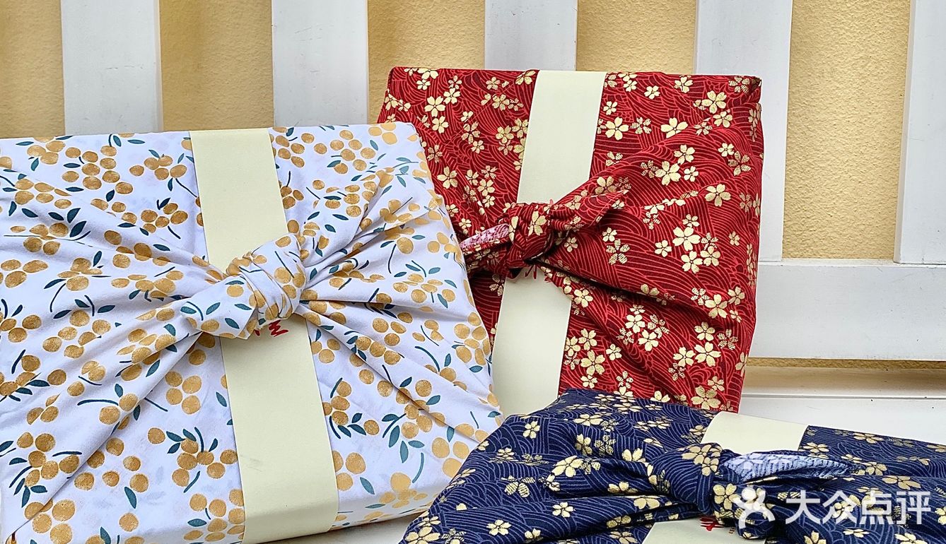 大连这家藏在小巷里的甜品店🍮也太好拍了📷