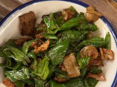 -霄汉牛三鲜湖北砂锅菜(万松园2店)