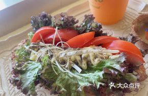 Italian-style Silver Fish Sauce Croissant
