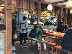 大堂-弄堂咪道-饭香·面香·馄饨香(钦州北路田尚坊店)