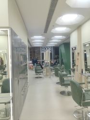 -八佰伴8008星级形象店