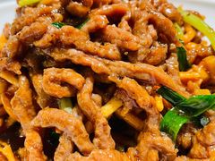 馓子牛肉丝-刘胖子家常菜·蹄花焖藕(中央花园店)