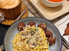-Common Table · Brunch & Coffee