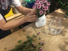 -谷莠子花艺气球派对·绿植造景·花艺沙龙(东海缤纷天地店)