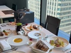 -云厨·高空西餐厅(成都瑯珀·凯悦臻选酒店)