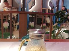 -荷塘秋月·本帮江浙菜(国权路店)