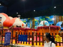 -蓝精灵乐园·世茂精灵之城主题乐园