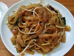 干炒牛河-粤华烧腊(胥口店)