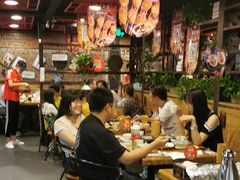 大堂-管氏翅吧(中关村店)