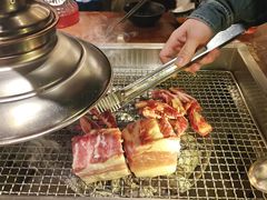 -肉甲韩国木炭烤肉(新壹街1店)