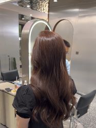 -Tloml salon