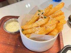 -阿妮叶李(光谷世界城店)