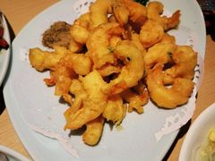 招牌炸虾仁-吕氏疙瘩汤·新派鲁菜(欢乐汇店)