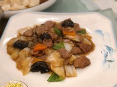 -马尔龙新疆饭店·清真(瑞景店)