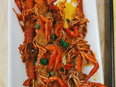 -肥肥虾庄·金牌油焖大虾(东湖欢乐谷店)