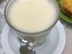 热杏仁霜-金凤茶餐厅(湾仔店)