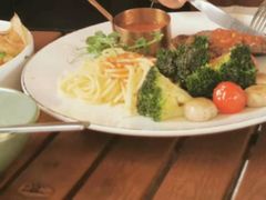 -静香HOUSE·全时段融合餐厅(七星欢乐颂店)