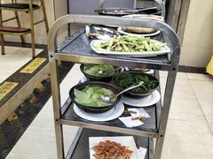 -口衣记鸡饭店