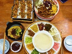 -怪噜范·老贵阳街头名小吃(鸿通城店)