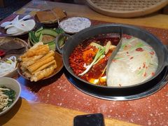 -赵美丽·重庆社区火锅·直营店(火车东站·中豪国际店)
