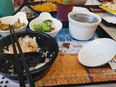 -老娘舅餐厅(黄龙体育中心店)