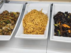 -哈尔滨小酒馆·鲜肉现穿自助烧烤(康新花园店)