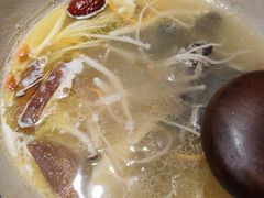 -黑鸡小馆(金源店)