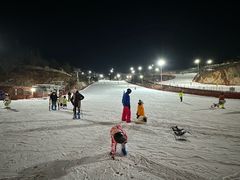 -蓟洲国际滑雪场