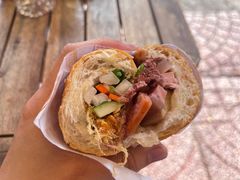 -Bánh Mì Huynh Hoa