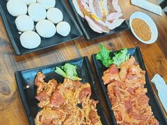 -韩风烤牛肉冷面店