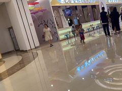 -世纪金源购物中心