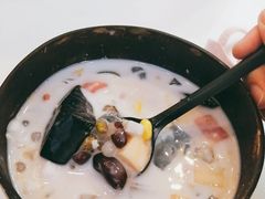 -津椰本·海南正宗椰奶清补凉(店一店)