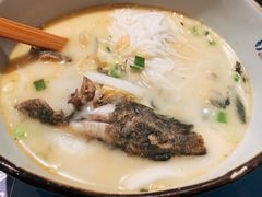 金汤黄骨鱼粉-申鲜大师·简餐(科技生态园店)