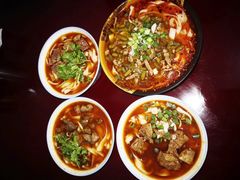 -荥清饭店