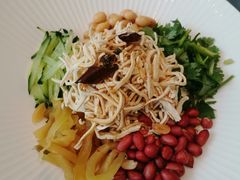 -荷塘秋月·本帮江浙菜(国权路店)