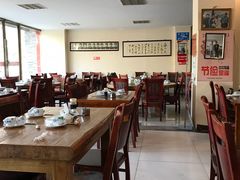 大堂-溢心园香河肉饼总店