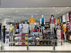 -优衣库(上海金桥国际商业广场店)