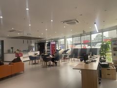 -上海冠松上汽大众4S店