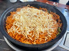 -日新铁锅焖面(坝上店)