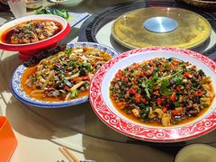 -牟记江湖重庆地标特色菜鱼蛋海鲜羊蝎子(巴南区黑金冠十多年好店)