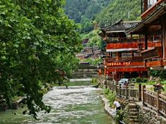 -西江千户苗寨-百年吊脚楼