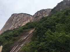 -鄣山大峡谷