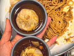 -馋三尺蟹粉小笼(人民广场店)