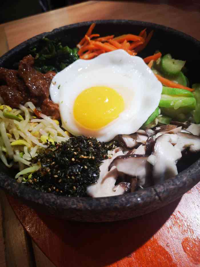 小木屋拌饭(沈阳奥莱店)-"饭点儿人特别多 需要排队等位 点了海带汤.