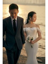 -雪中彩影婚纱摄影·微光艺术中心