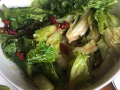 -临江餐馆二楼美食部落