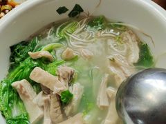 -茅屋大酒店